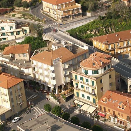 Hotel Galleano Laigueglia Eksteriør billede