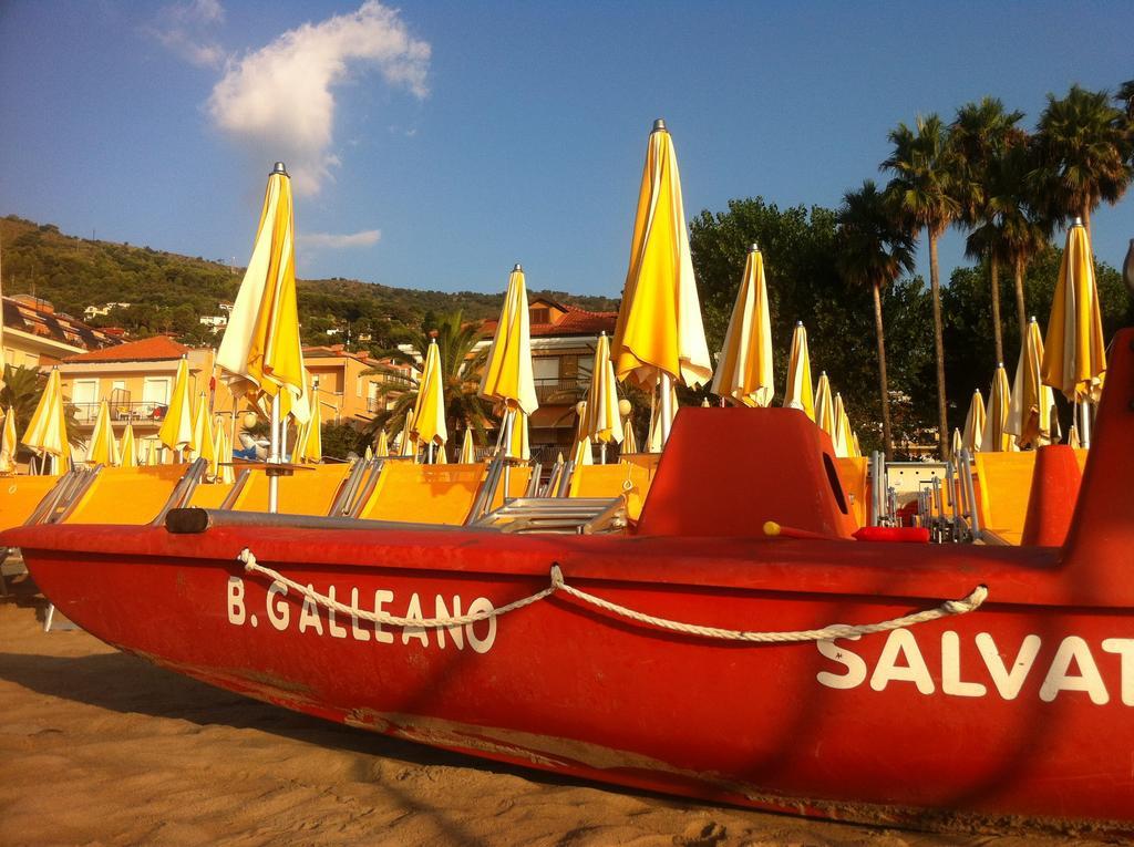 Hotel Galleano Laigueglia Eksteriør billede
