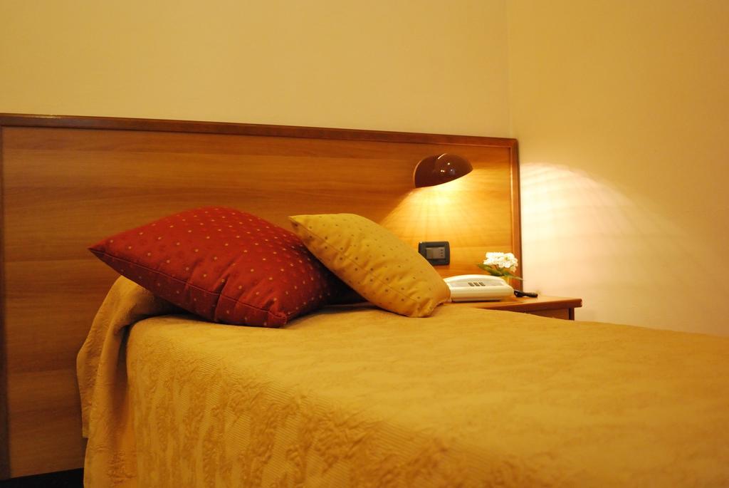 Hotel Galleano Laigueglia Værelse billede