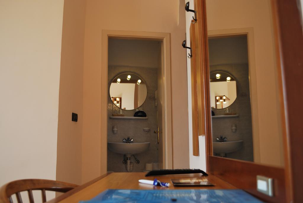 Hotel Galleano Laigueglia Værelse billede